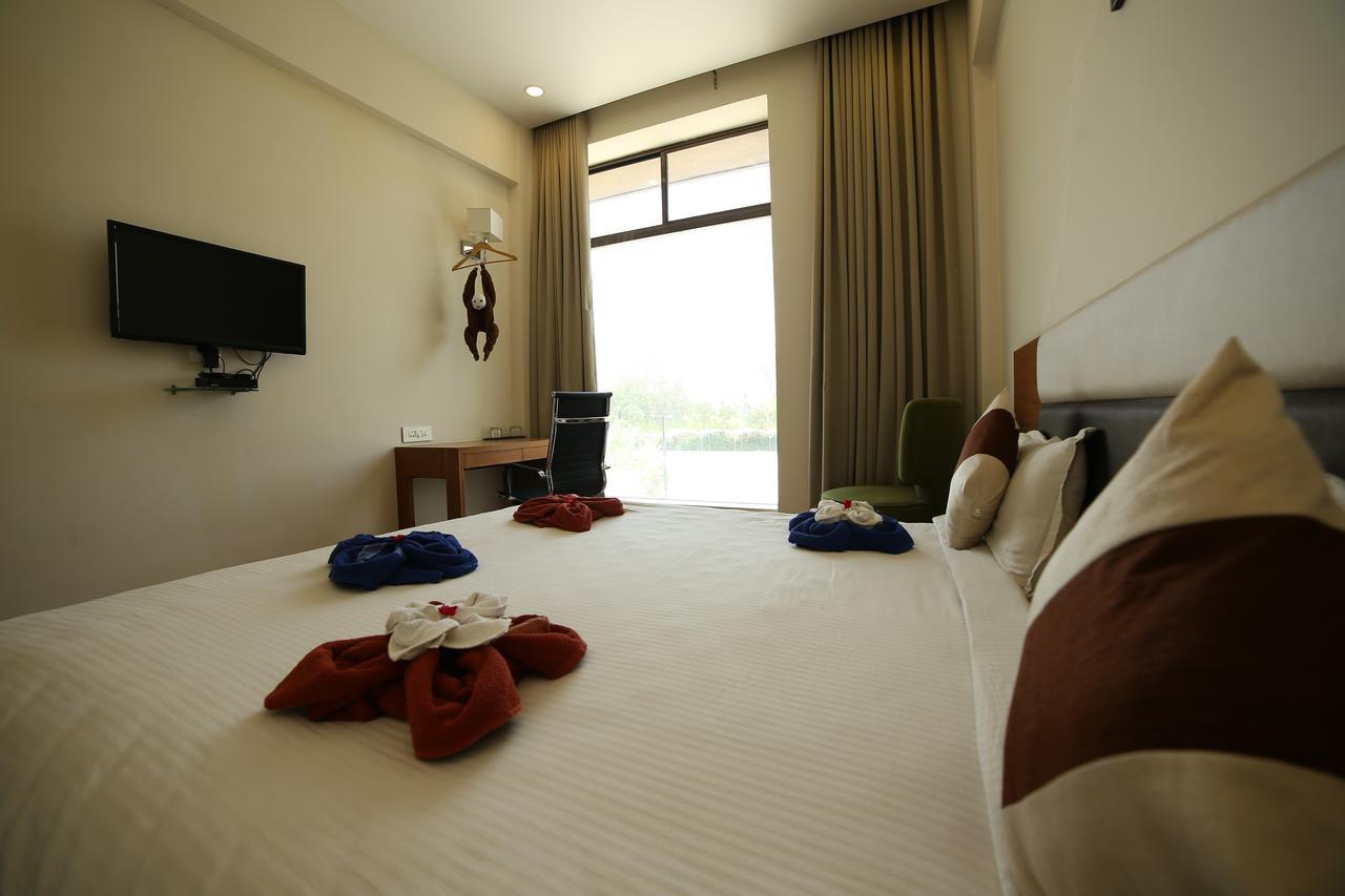 Hotel Anantaragreens Disa Ngoại thất bức ảnh