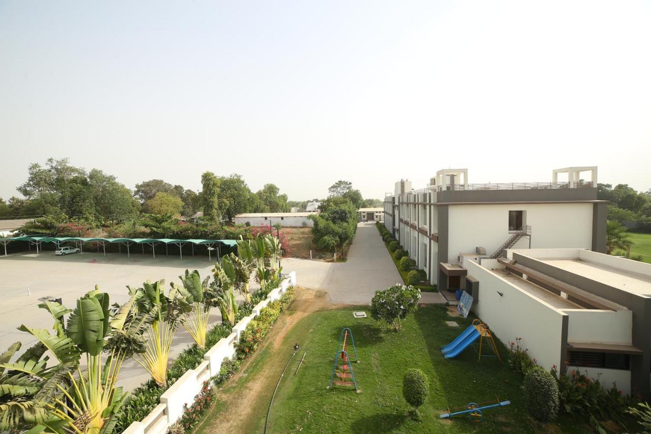 Hotel Anantaragreens Disa Ngoại thất bức ảnh